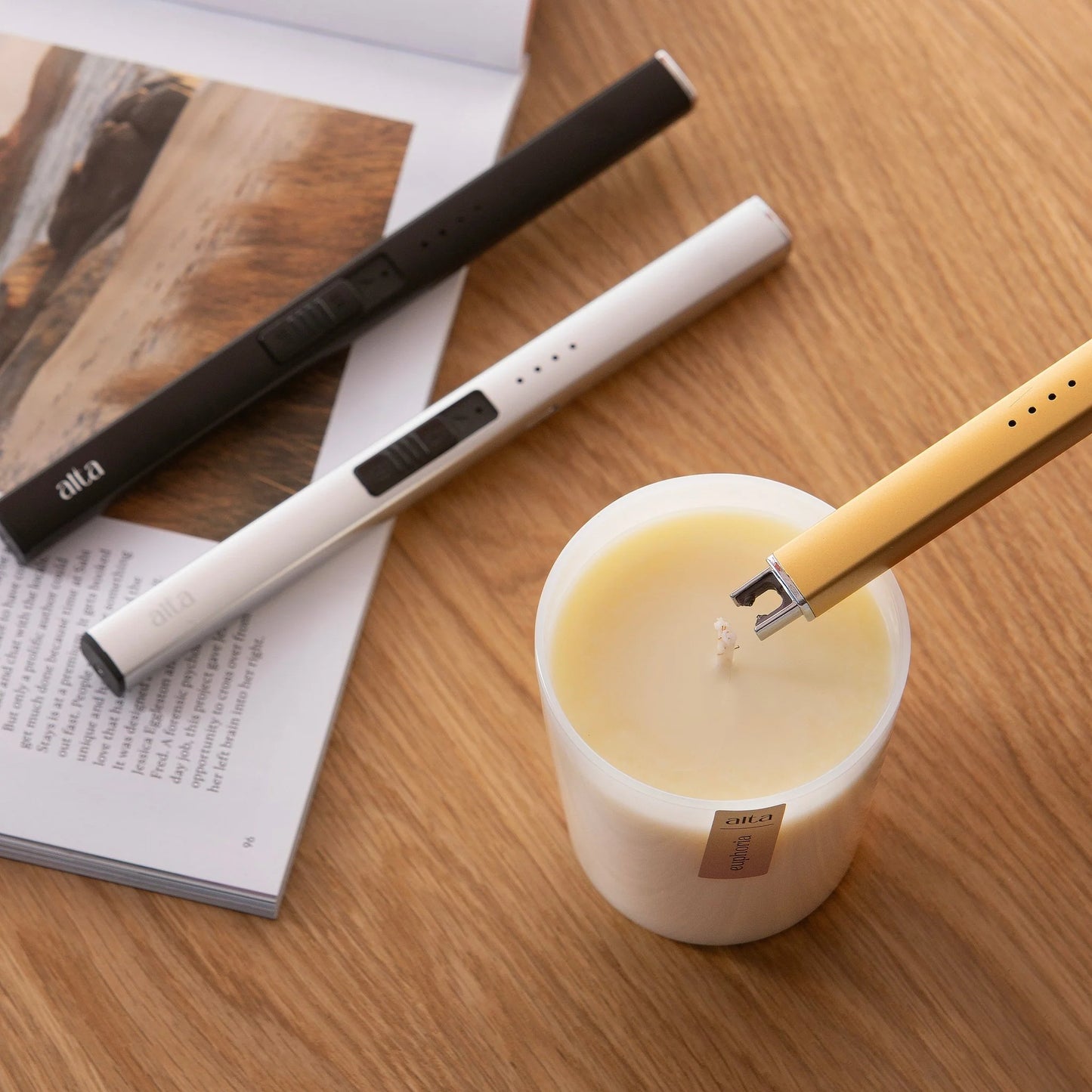 Alta Flameless Lighter