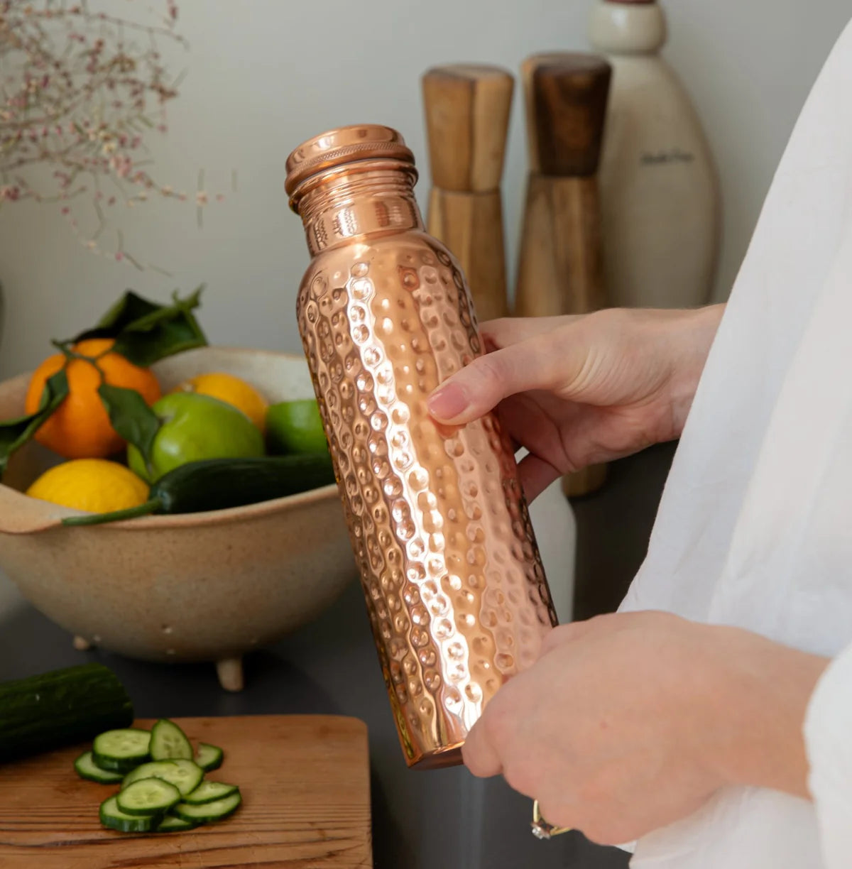 Alta COPPER BOTTLE - Hammered 7cm x 26cm