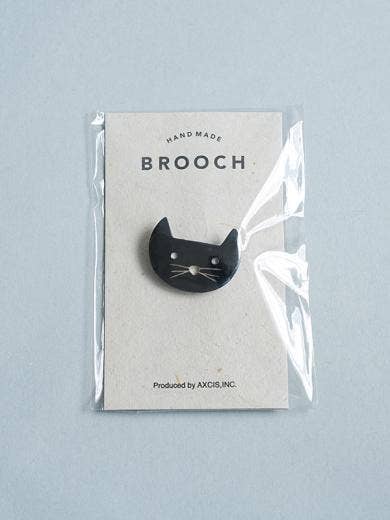 AXCIS BROOCH NEKO: White