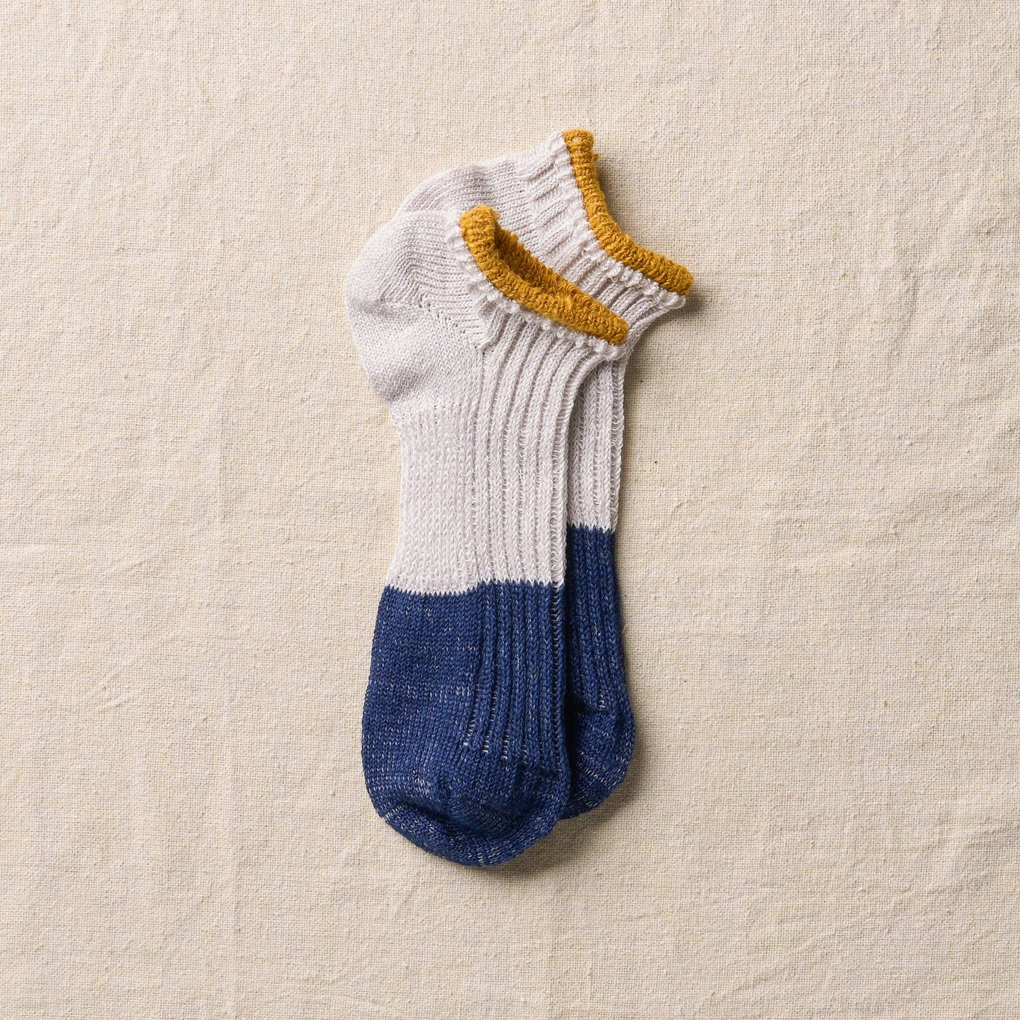 Yahae Linen Sneaker Socks -Olive