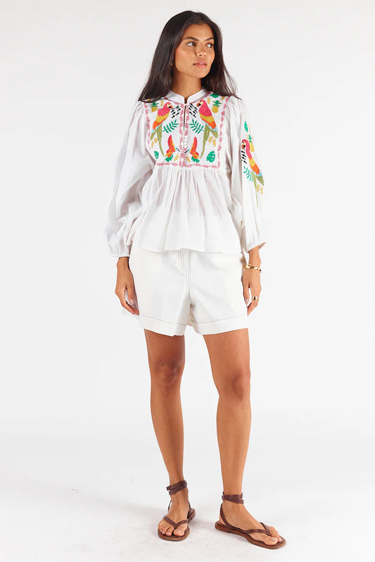 Pula Short White Rubyyaya