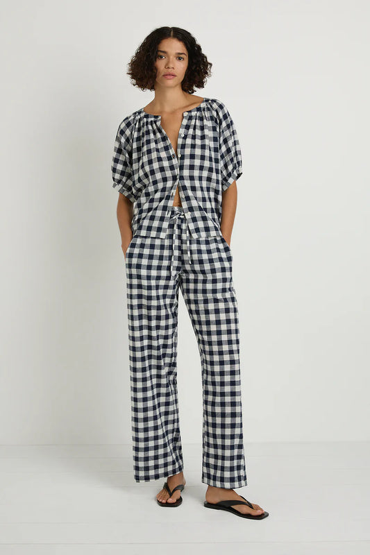 Villu -Rhoda Pant