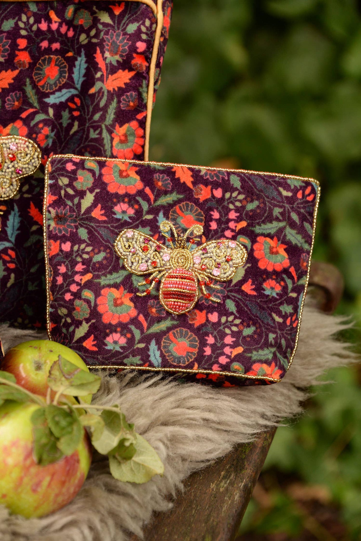 PINK & GOLD BEE PATTERNED SMALL POUCH