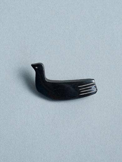 AXCIS BROOCH MIZUDORI: White